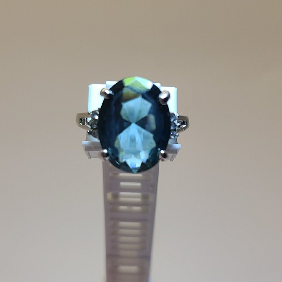 Silver ring - Picture 1 of 4